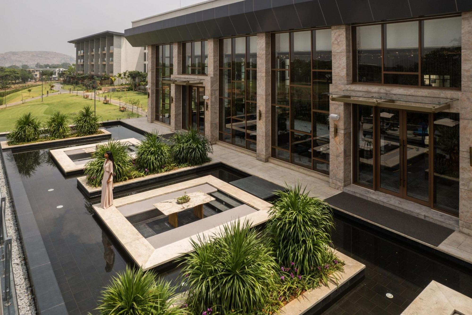 Jw Marriott Hotel Bengaluru Prestige Golfshire Resort & Spa Avati Exterior photo